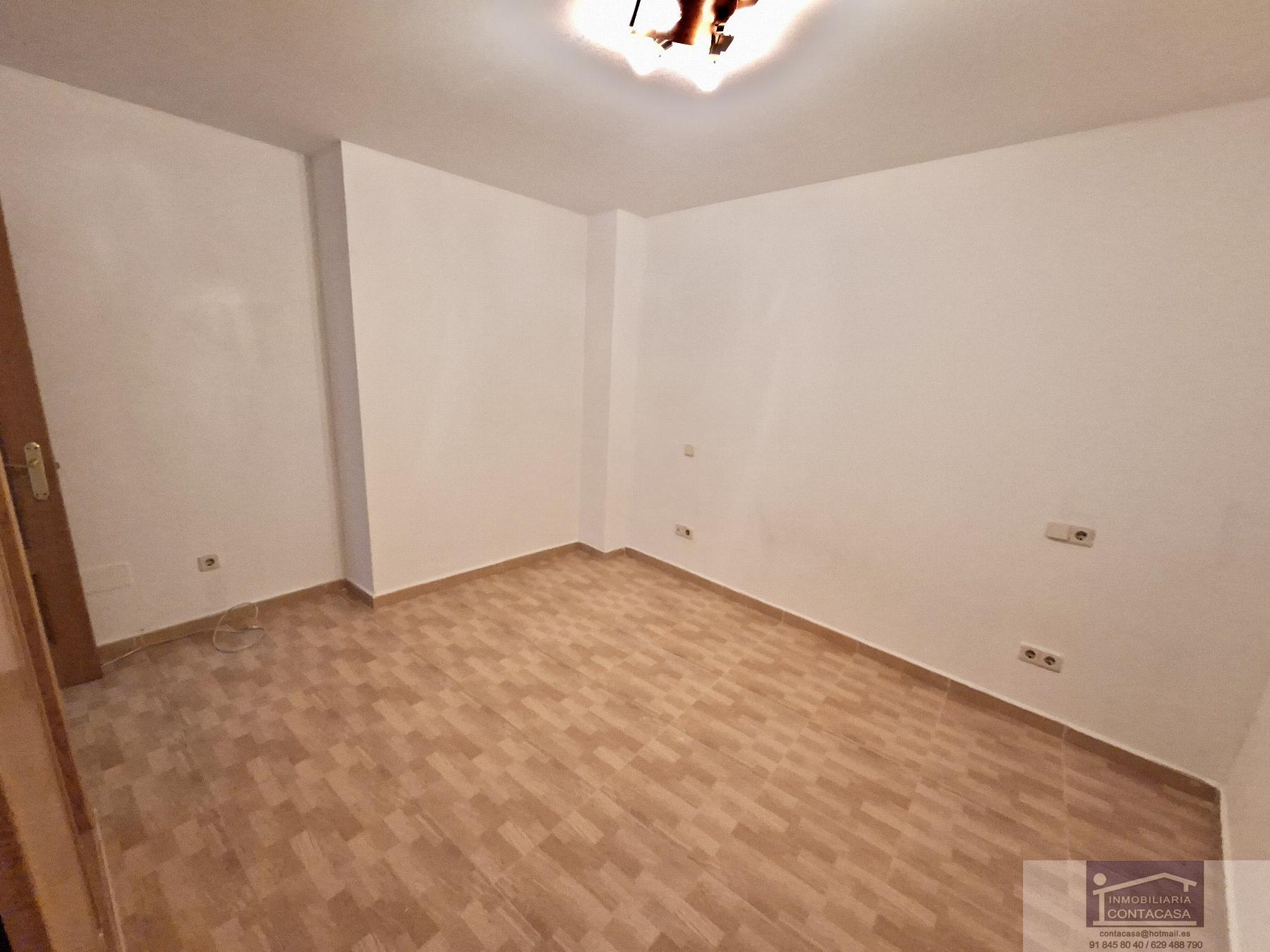 For sale of flat in Colmenar Viejo