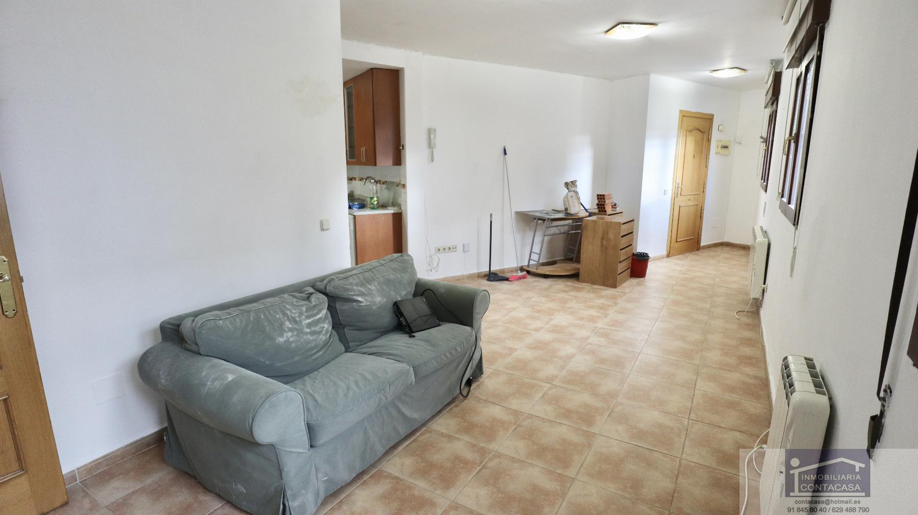 For sale of flat in Colmenar Viejo