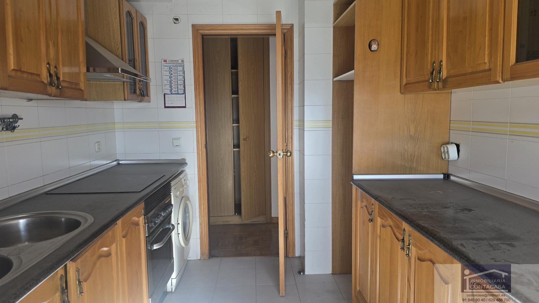 For sale of flat in Torrejón de Ardoz