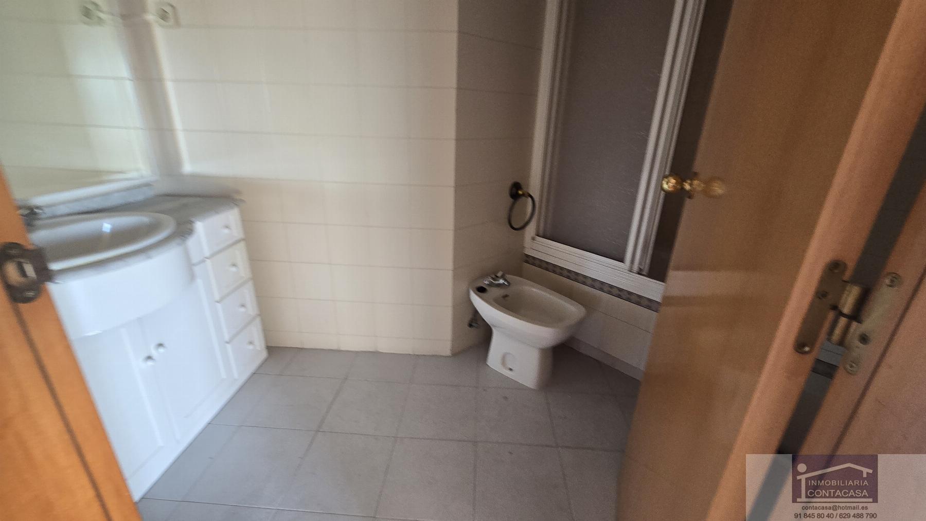 For sale of flat in Torrejón de Ardoz