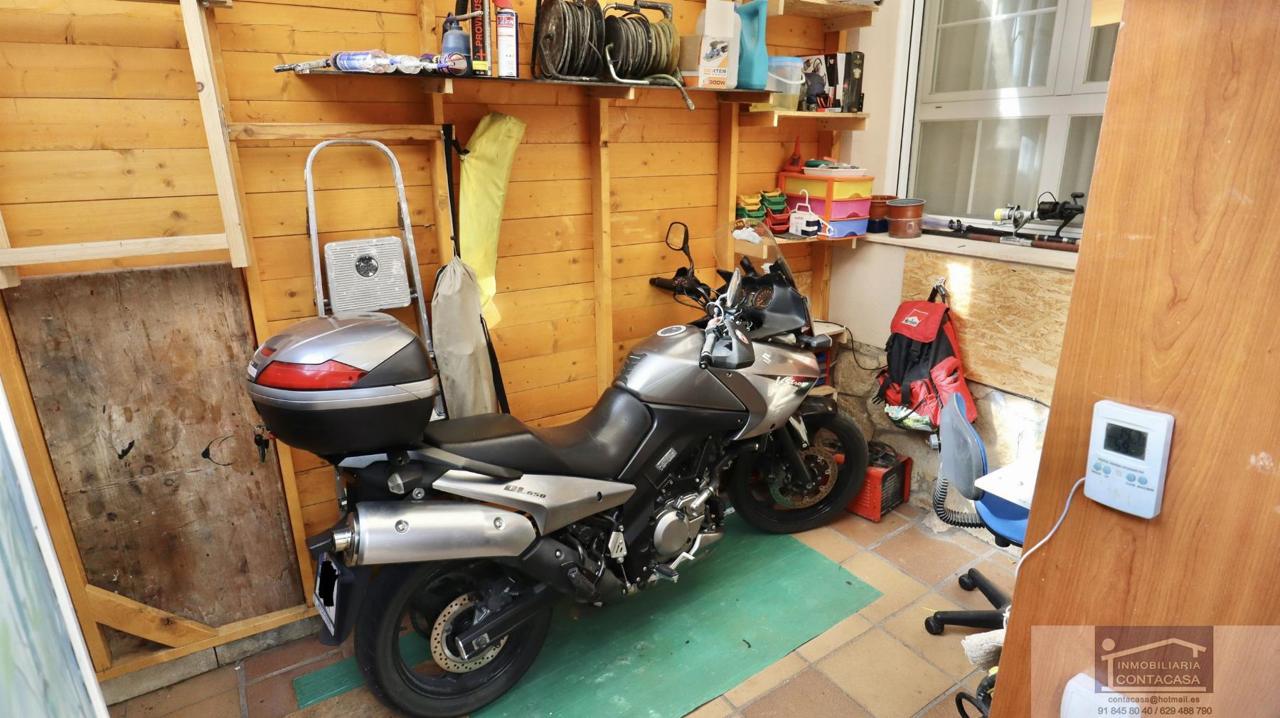 Venta de chalet en Miraflores de la Sierra