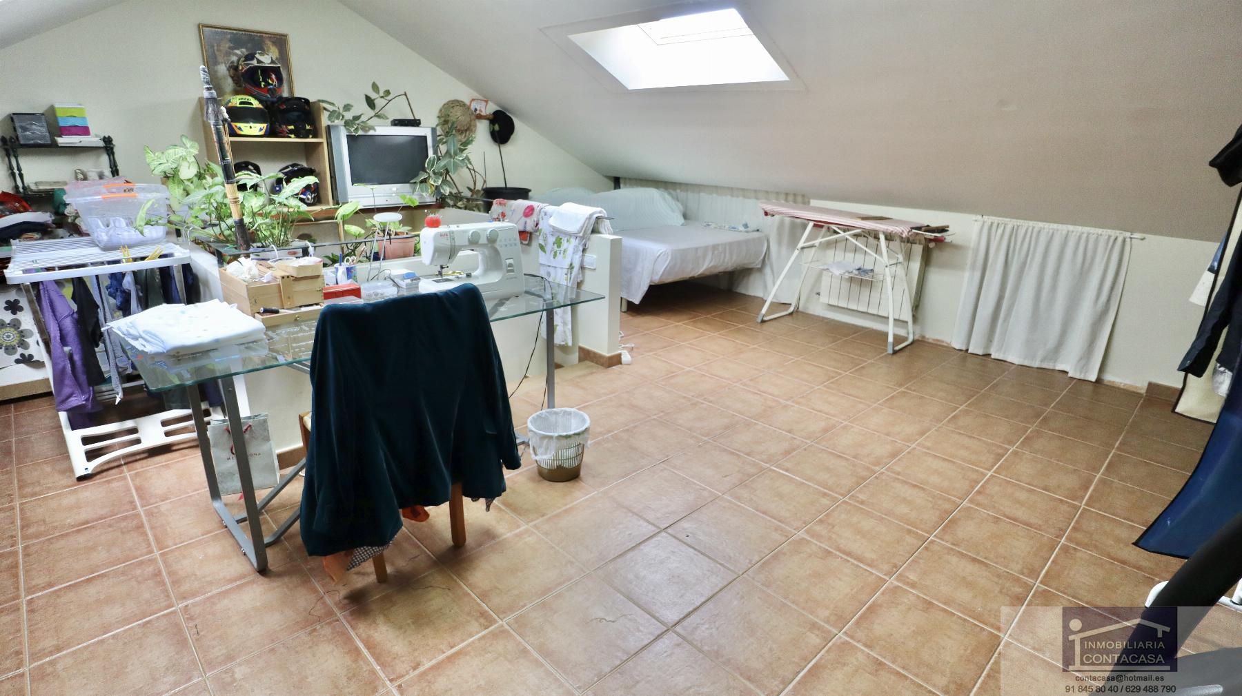 Venta de chalet en Miraflores de la Sierra