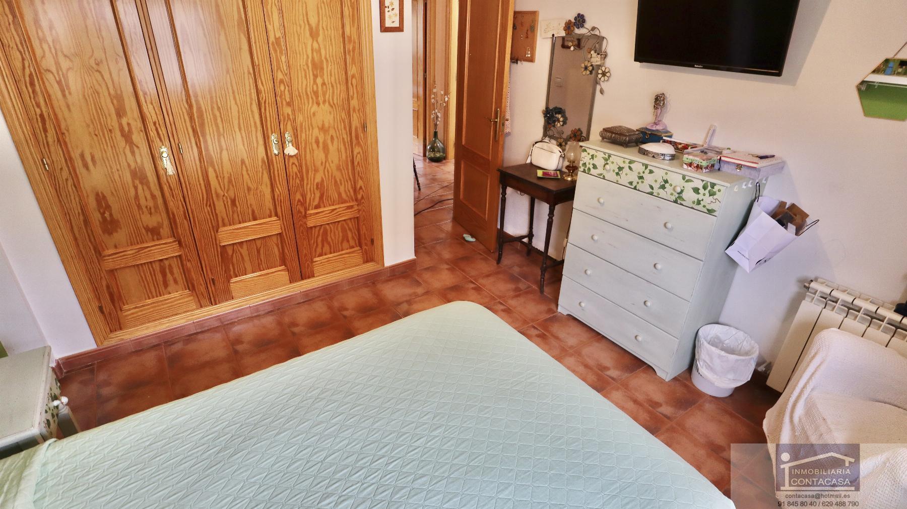 Venta de chalet en Miraflores de la Sierra