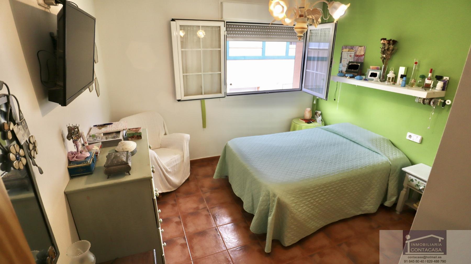 Venta de chalet en Miraflores de la Sierra