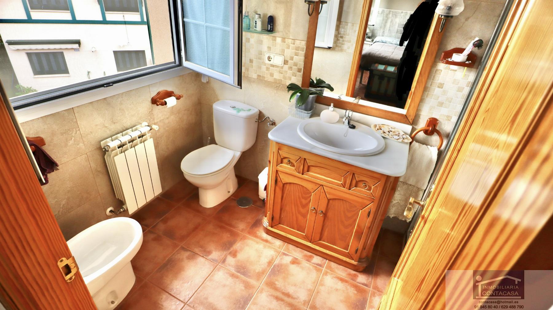 Venta de chalet en Miraflores de la Sierra