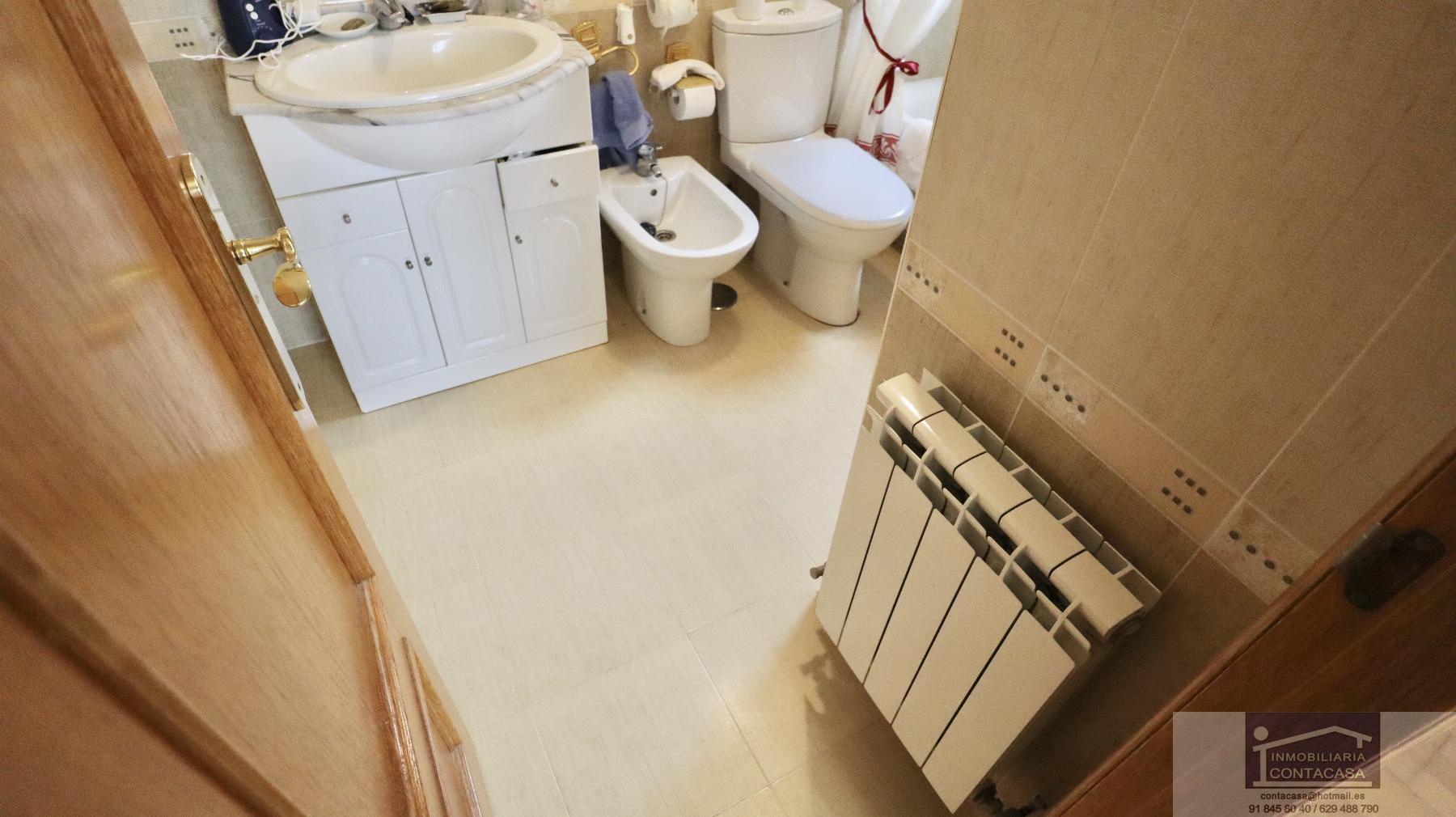 For sale of chalet in Miraflores de la Sierra