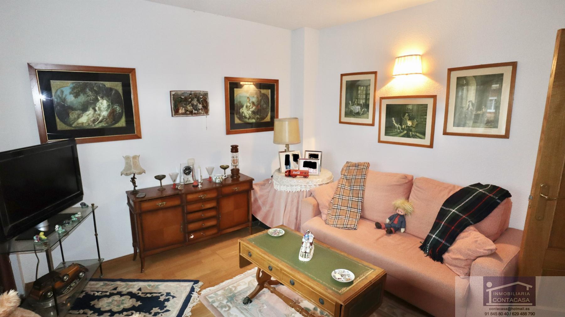 For sale of chalet in Miraflores de la Sierra