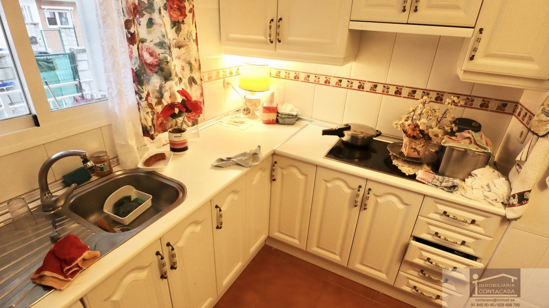 For sale of chalet in Miraflores de la Sierra