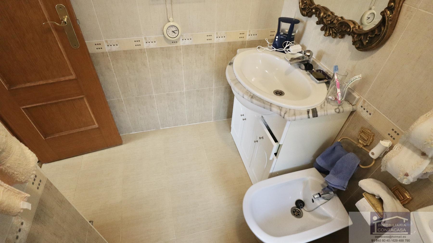 For sale of chalet in Miraflores de la Sierra