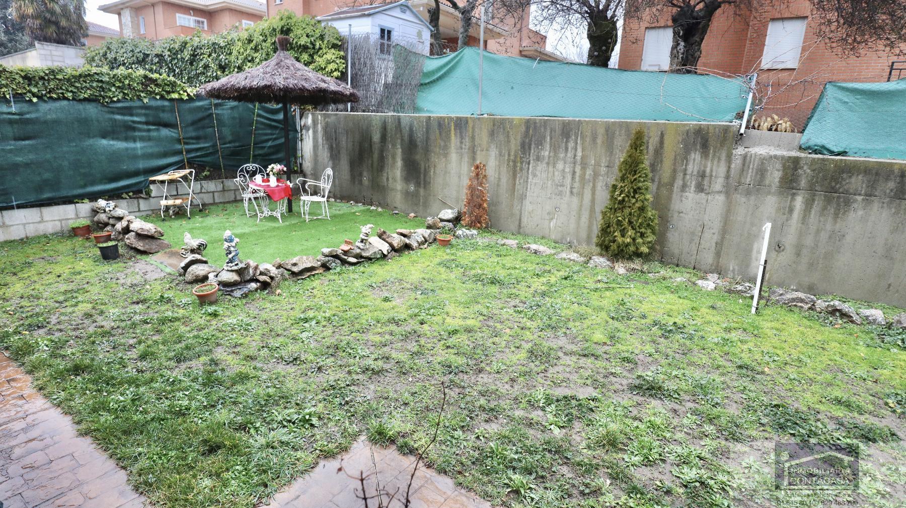 For sale of chalet in Miraflores de la Sierra