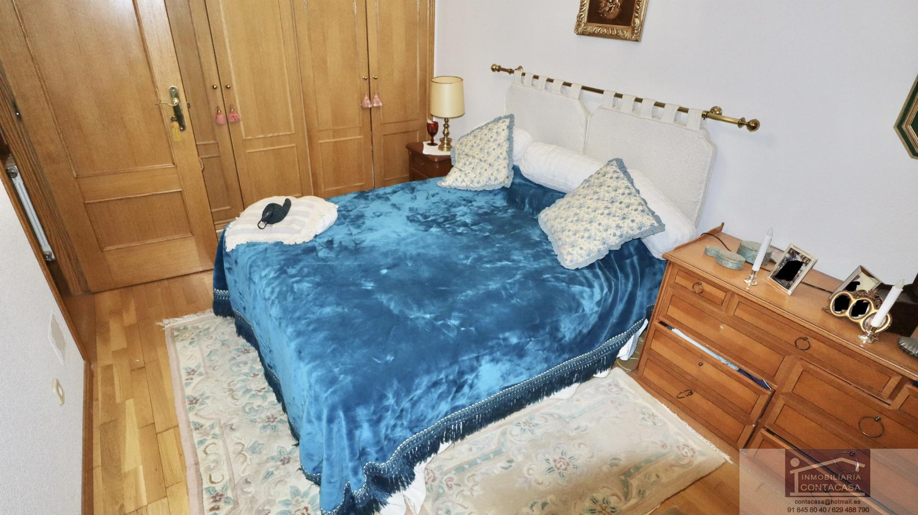 For sale of chalet in Miraflores de la Sierra