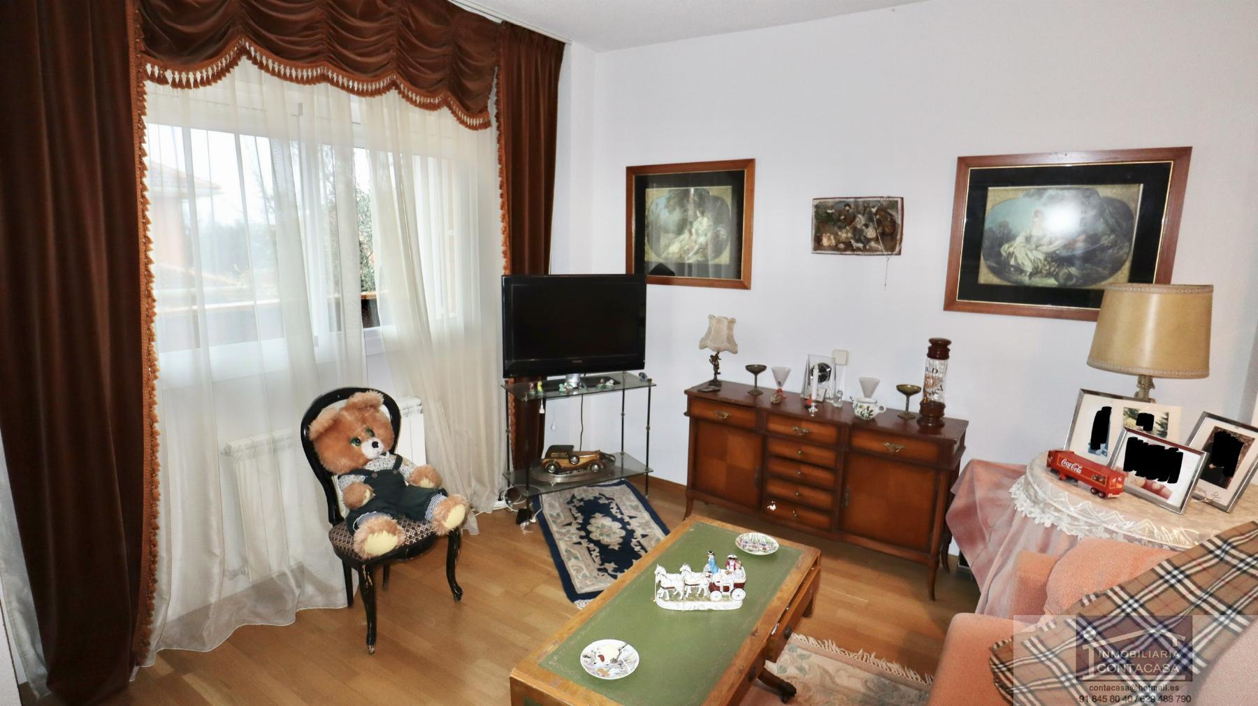 For sale of chalet in Miraflores de la Sierra