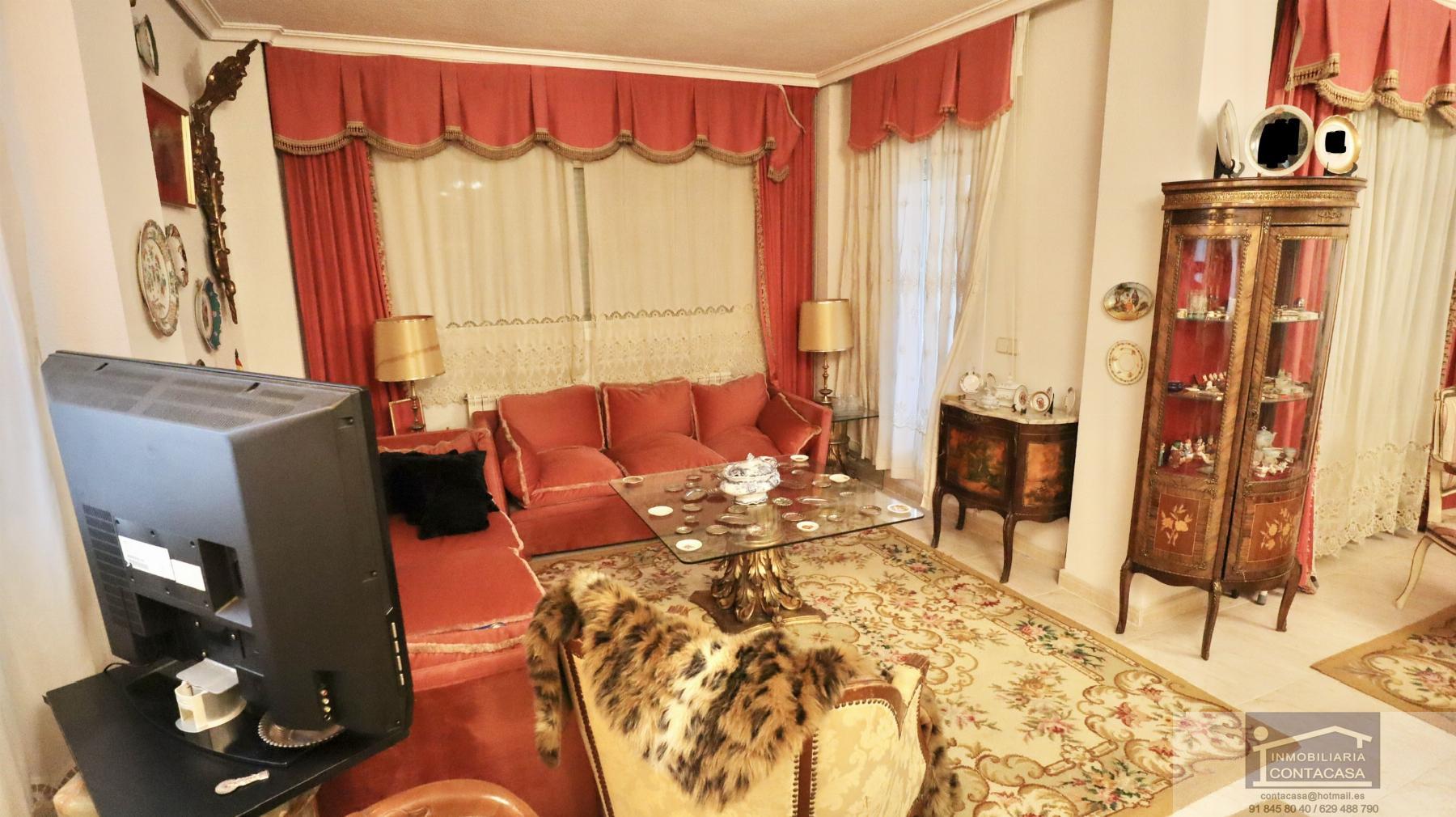 For sale of chalet in Miraflores de la Sierra