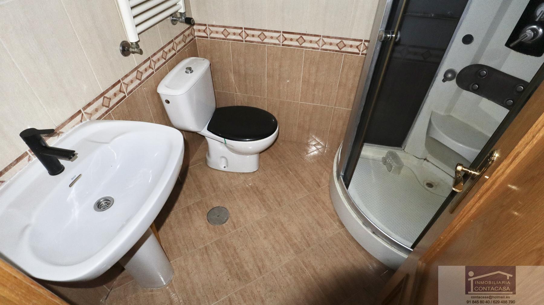 For sale of flat in Madrid