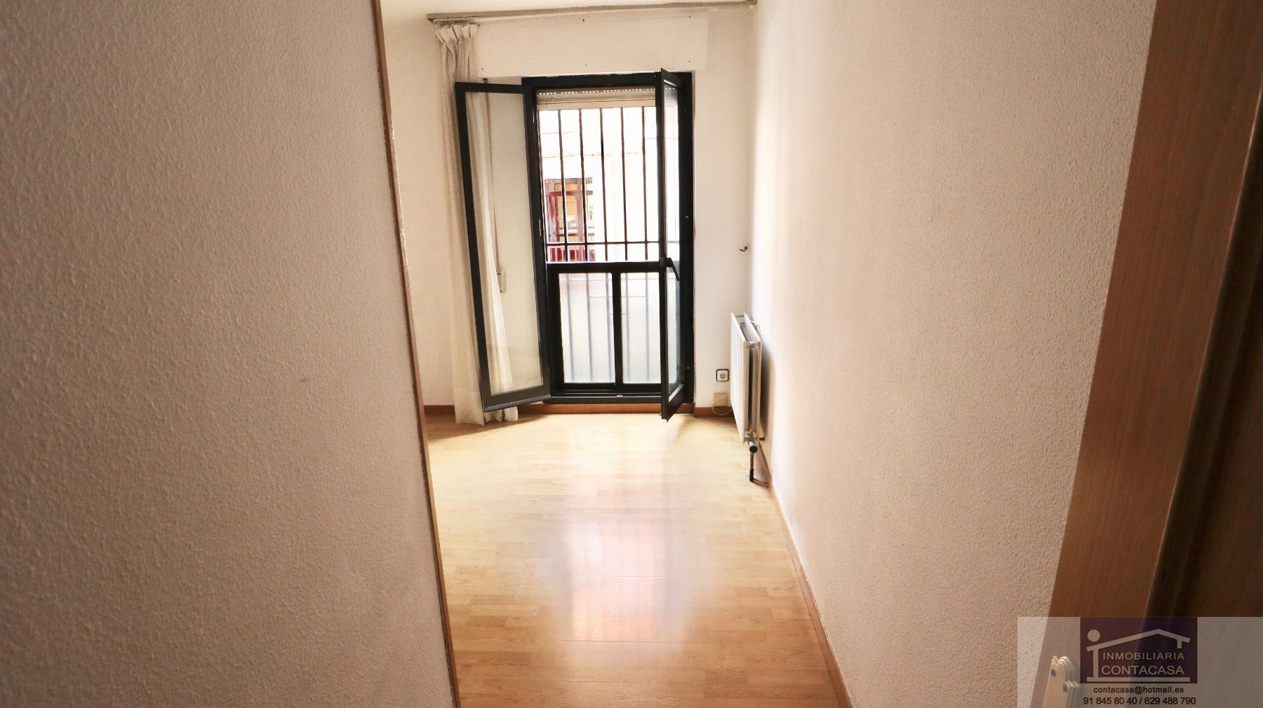 For sale of flat in Madrid