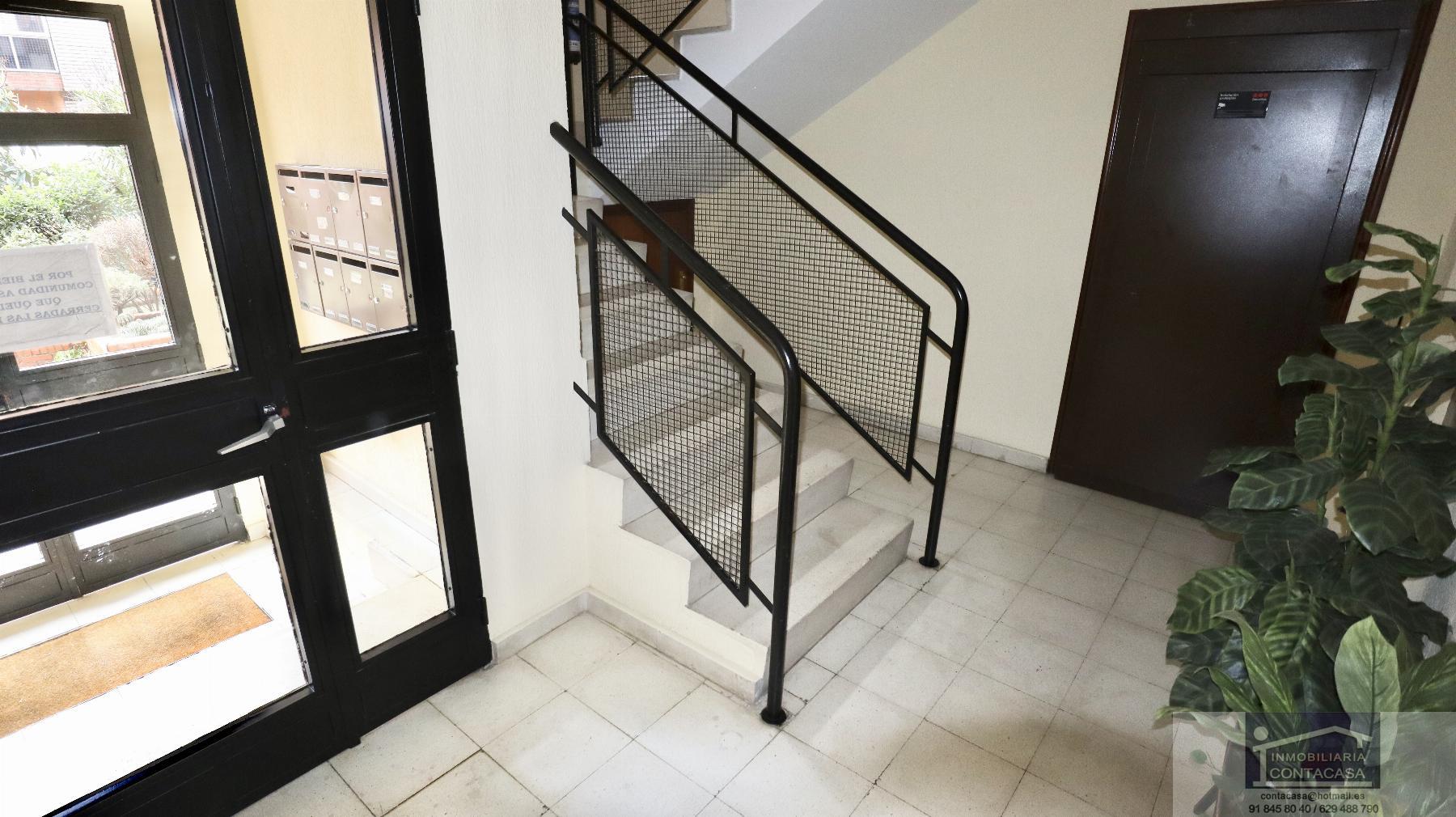 For sale of flat in Madrid