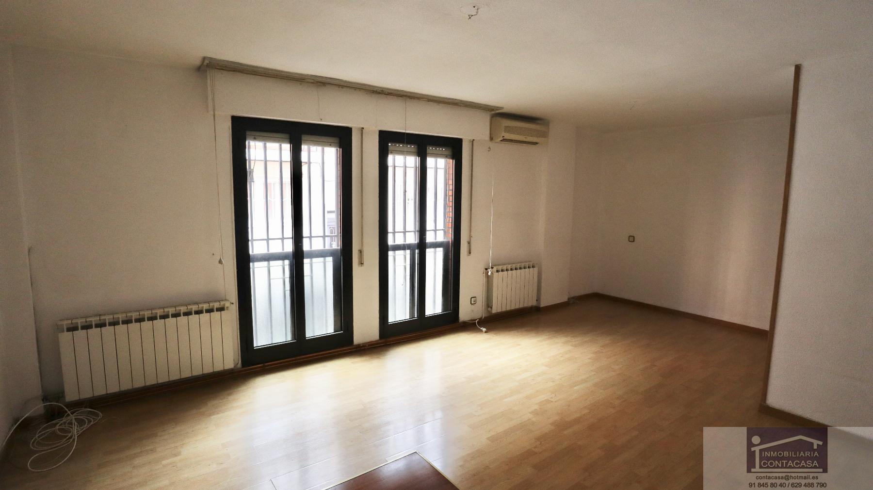 For sale of flat in Madrid