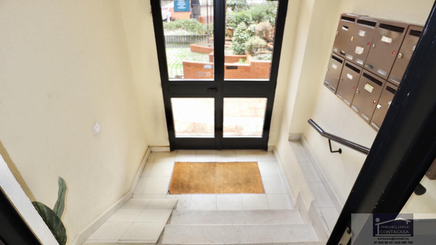 For sale of flat in Madrid