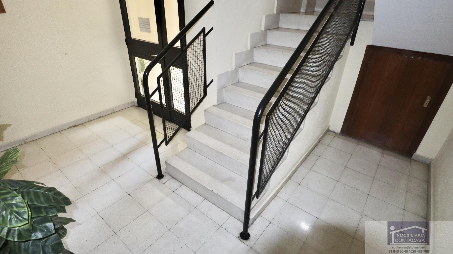 For sale of flat in Madrid