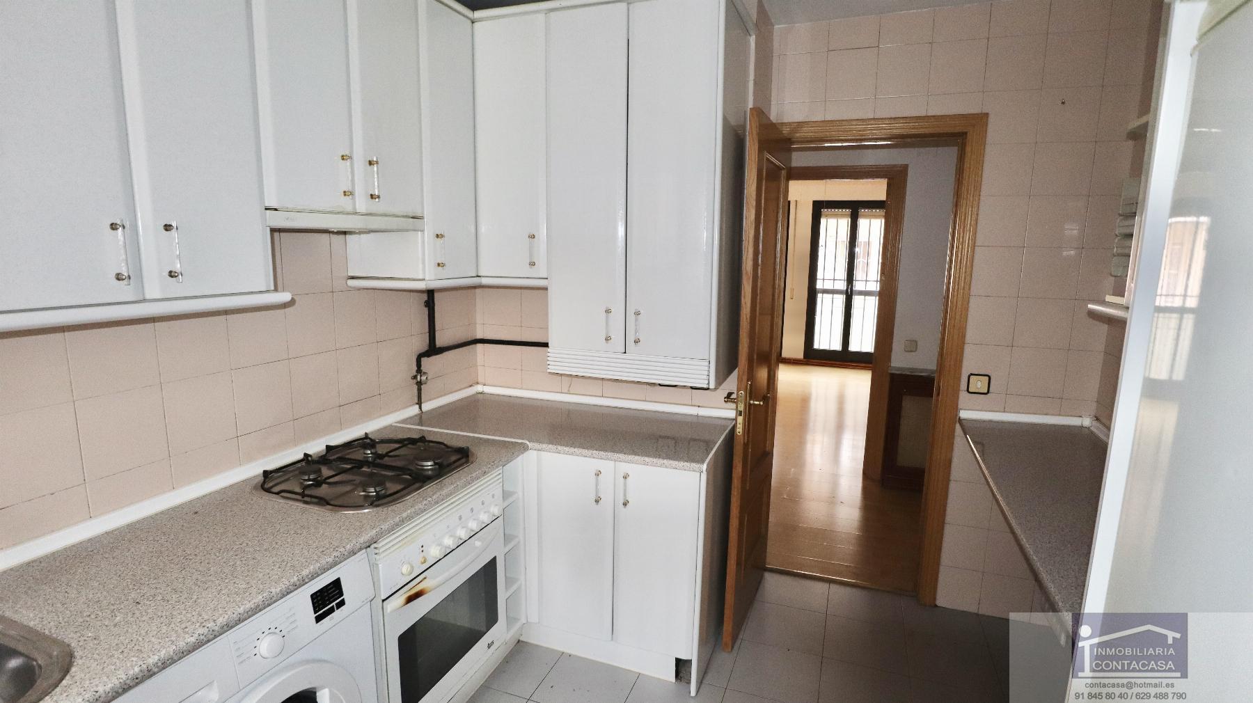 For sale of flat in Madrid