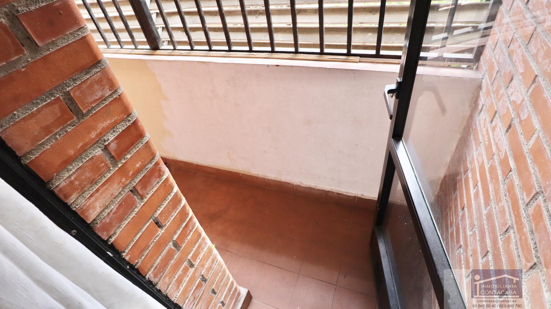 For sale of flat in Madrid