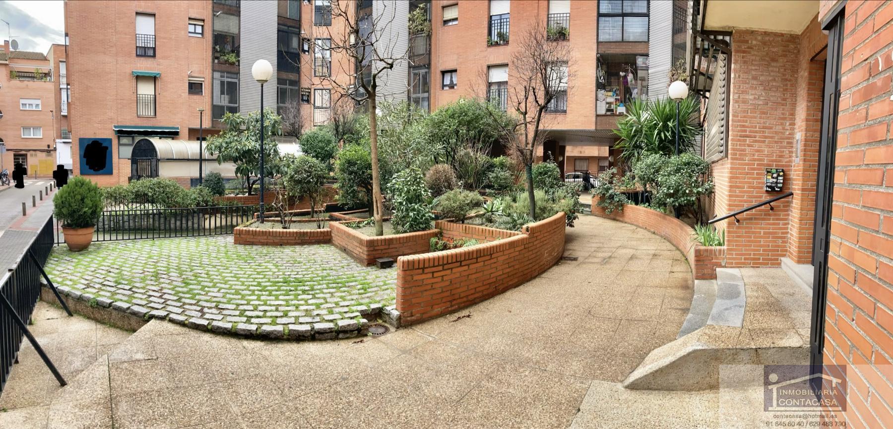 For sale of flat in Madrid