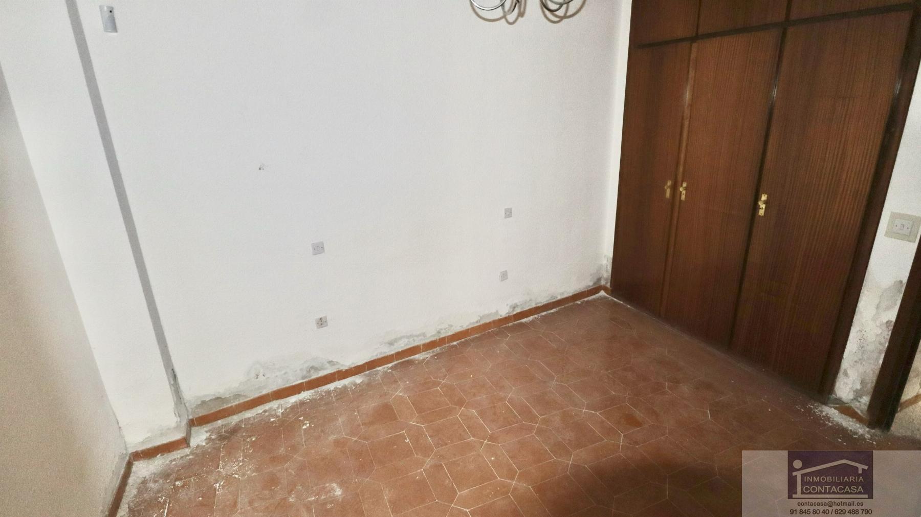 Venta de piso en Villa del Prado