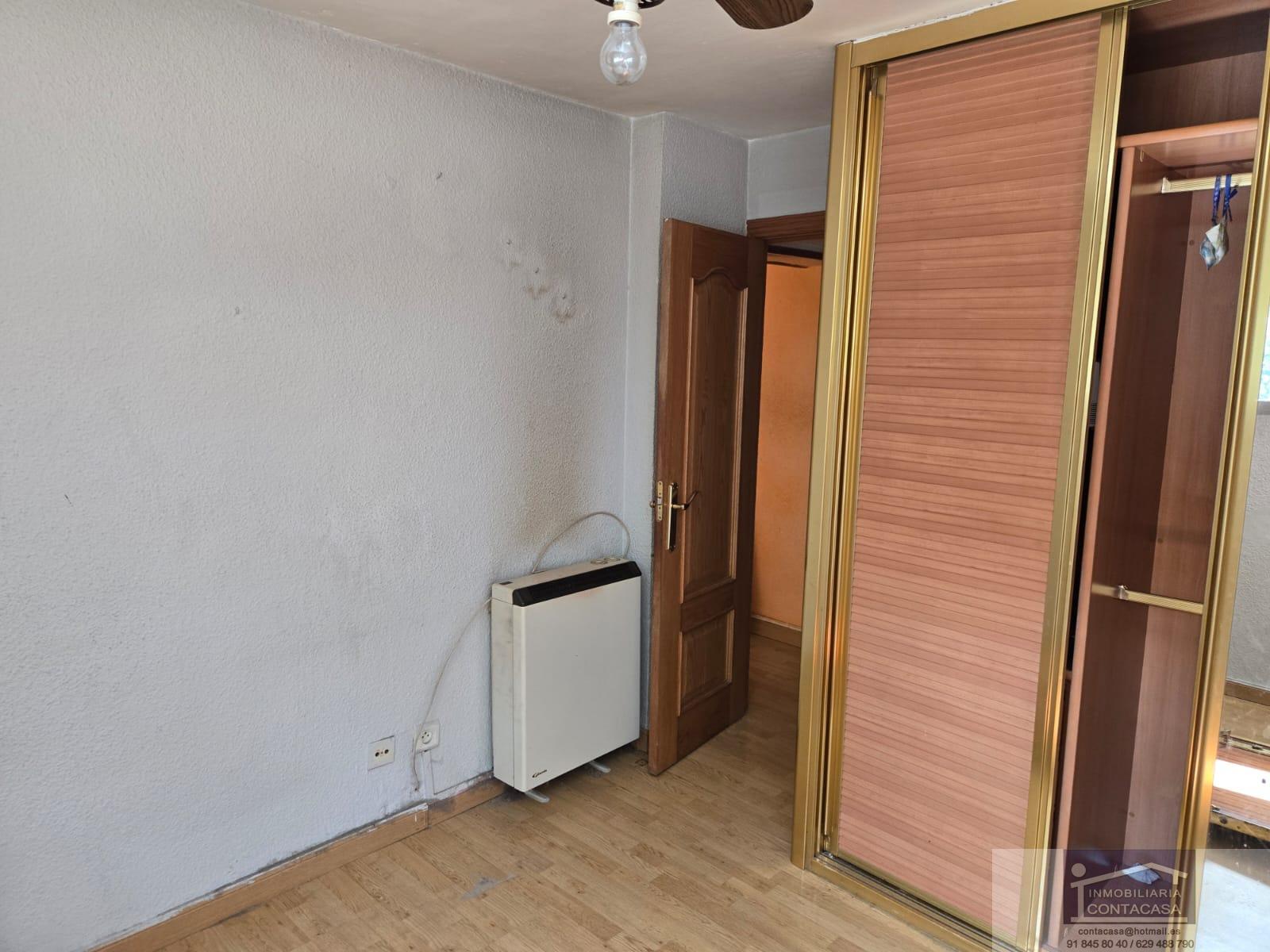 For sale of flat in Madrid