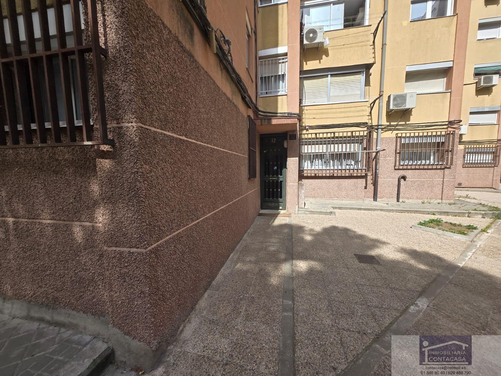 For sale of flat in Madrid