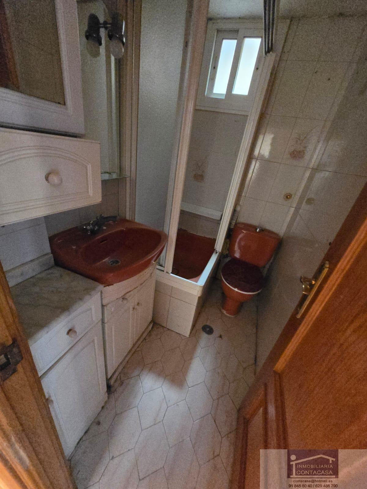 For sale of flat in Madrid