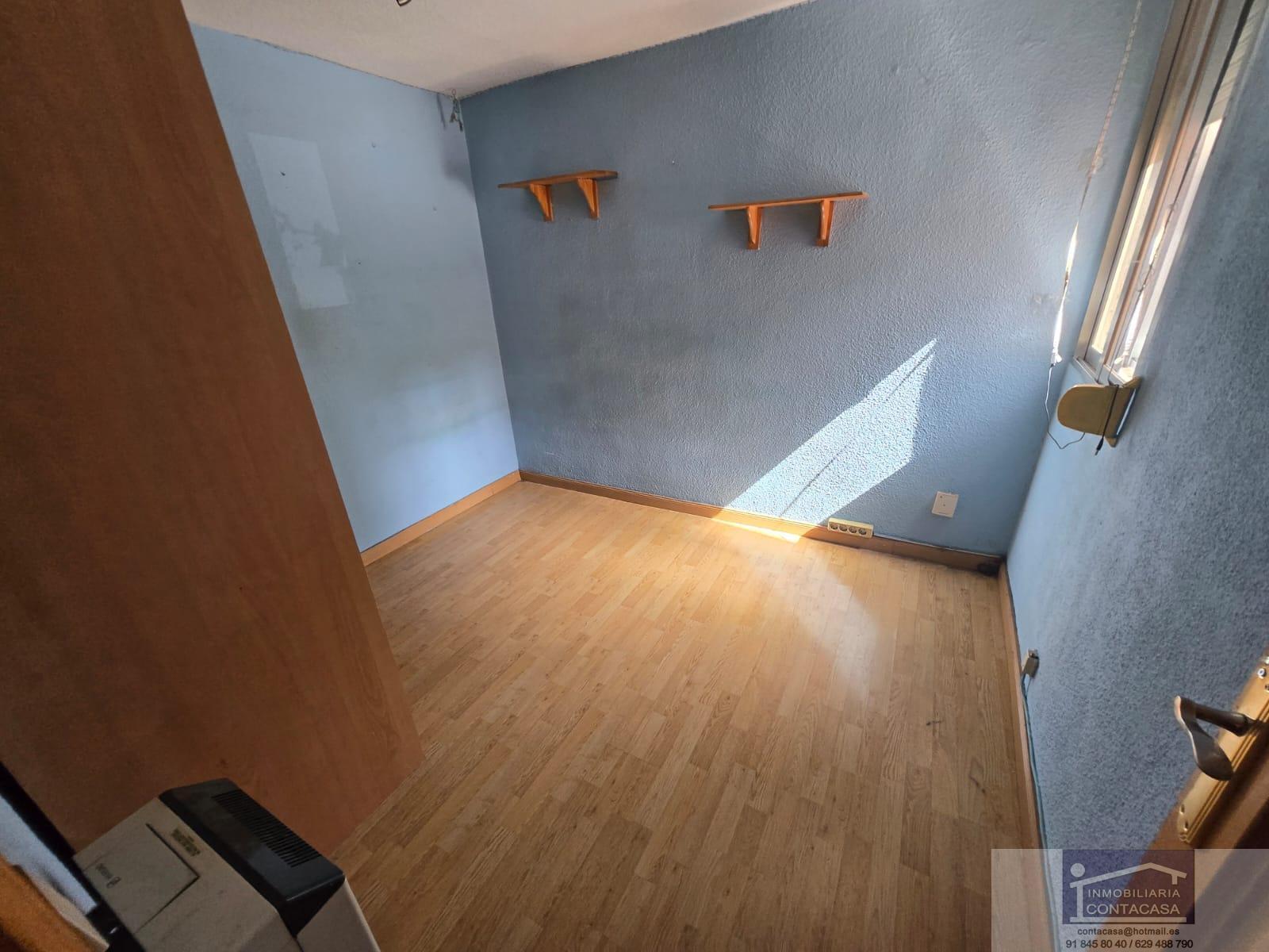 For sale of flat in Madrid