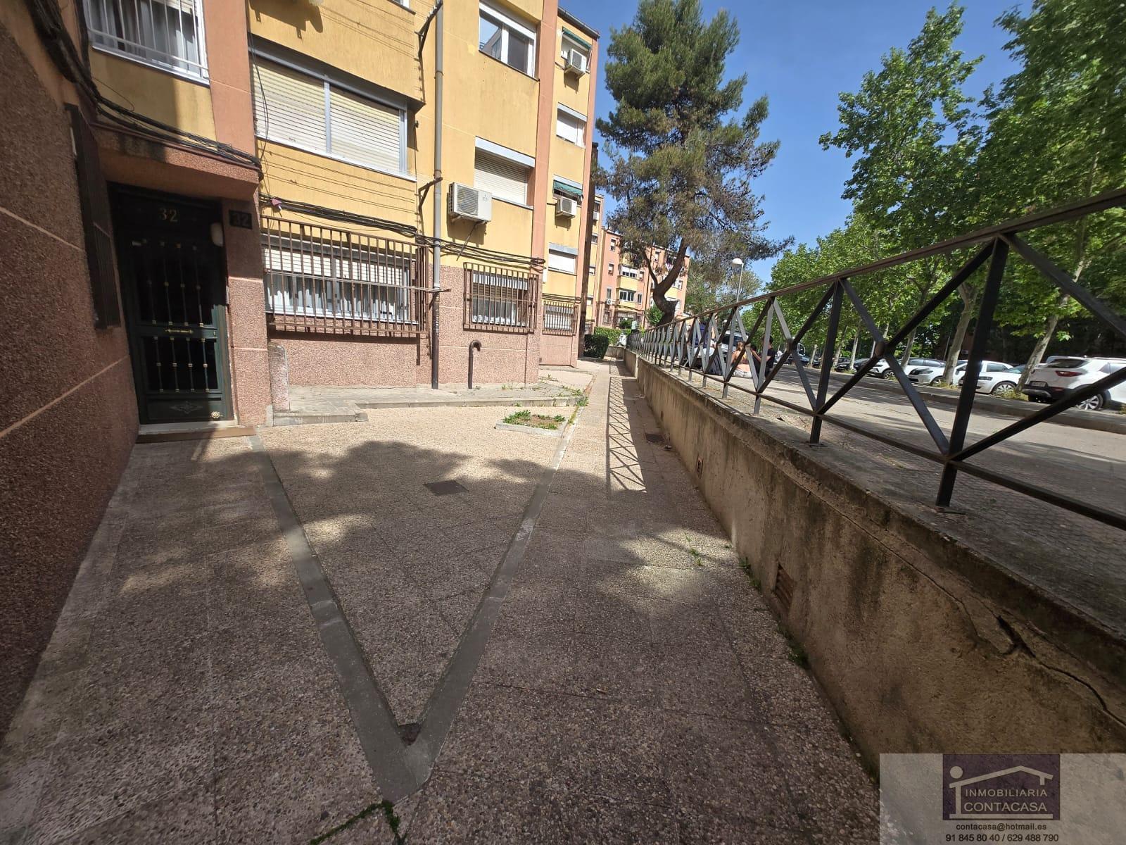 For sale of flat in Madrid