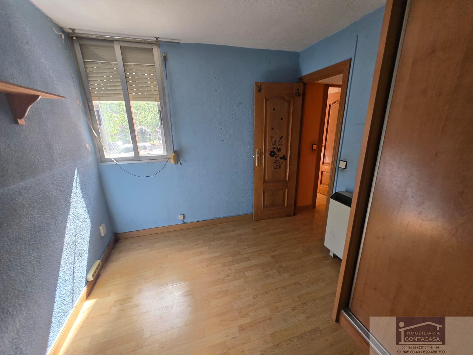 For sale of flat in Madrid