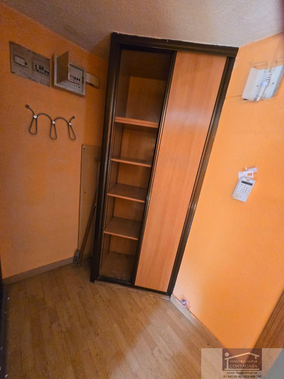 For sale of flat in Madrid