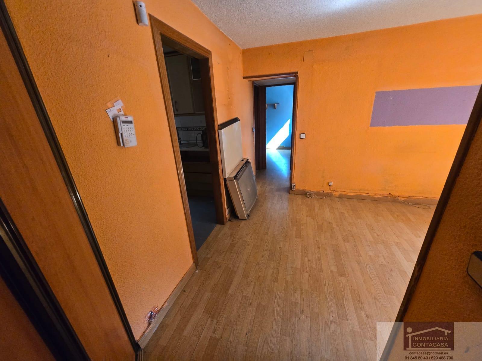 For sale of flat in Madrid