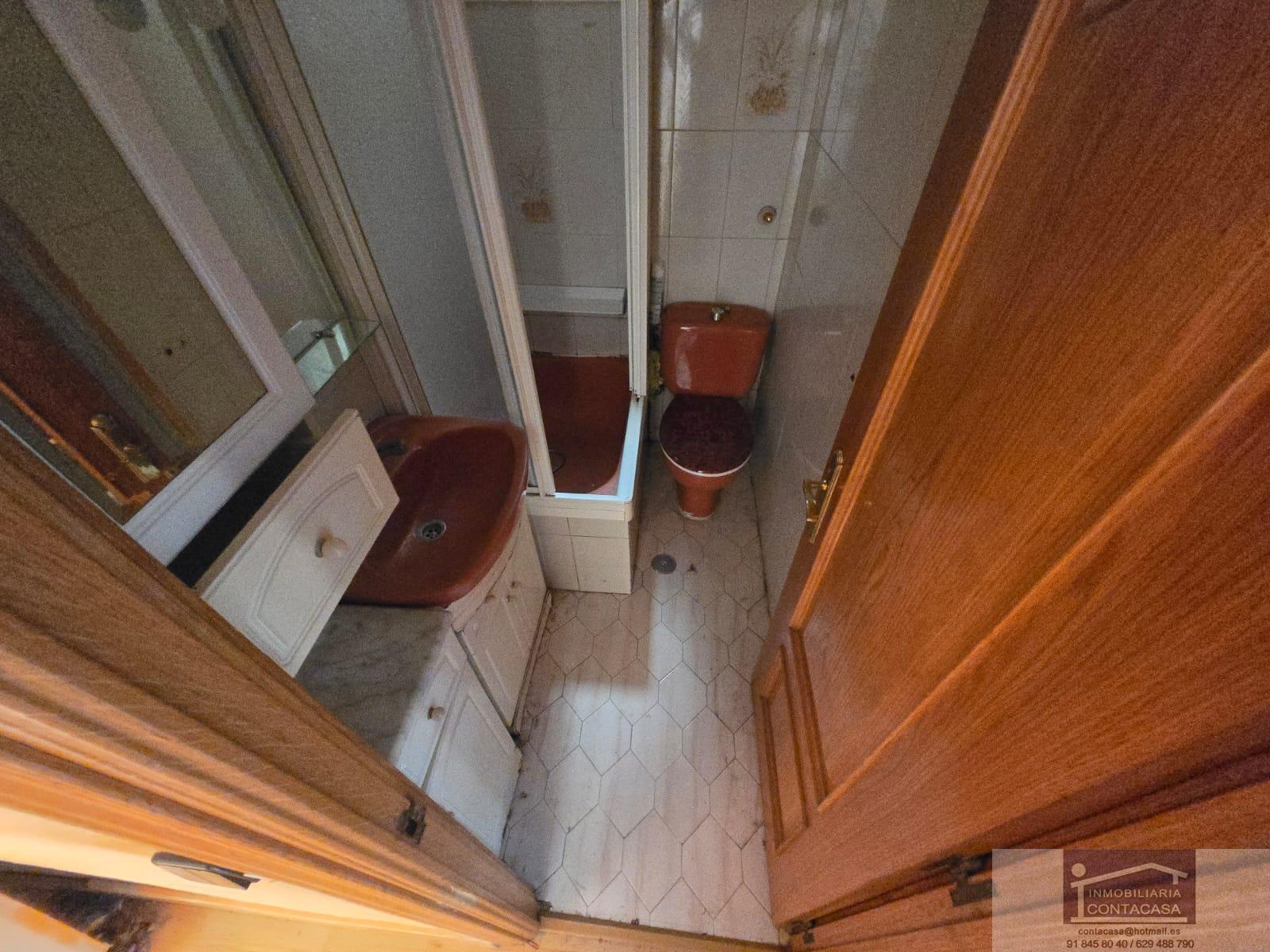 For sale of flat in Madrid