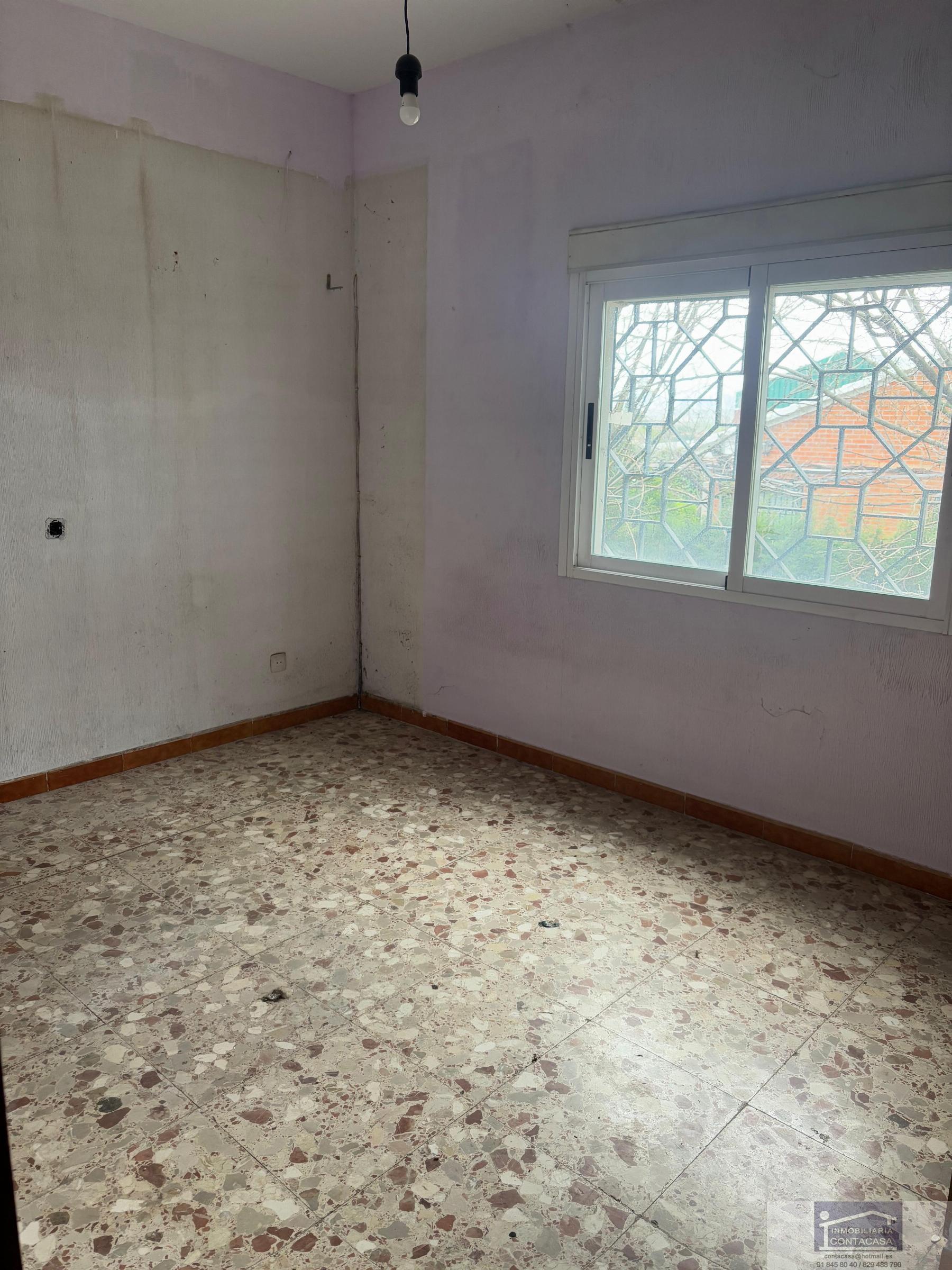 Venta de chalet en Yuncler