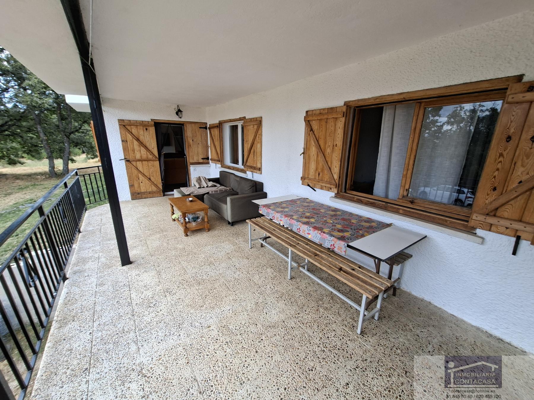For sale of house in Bustarviejo