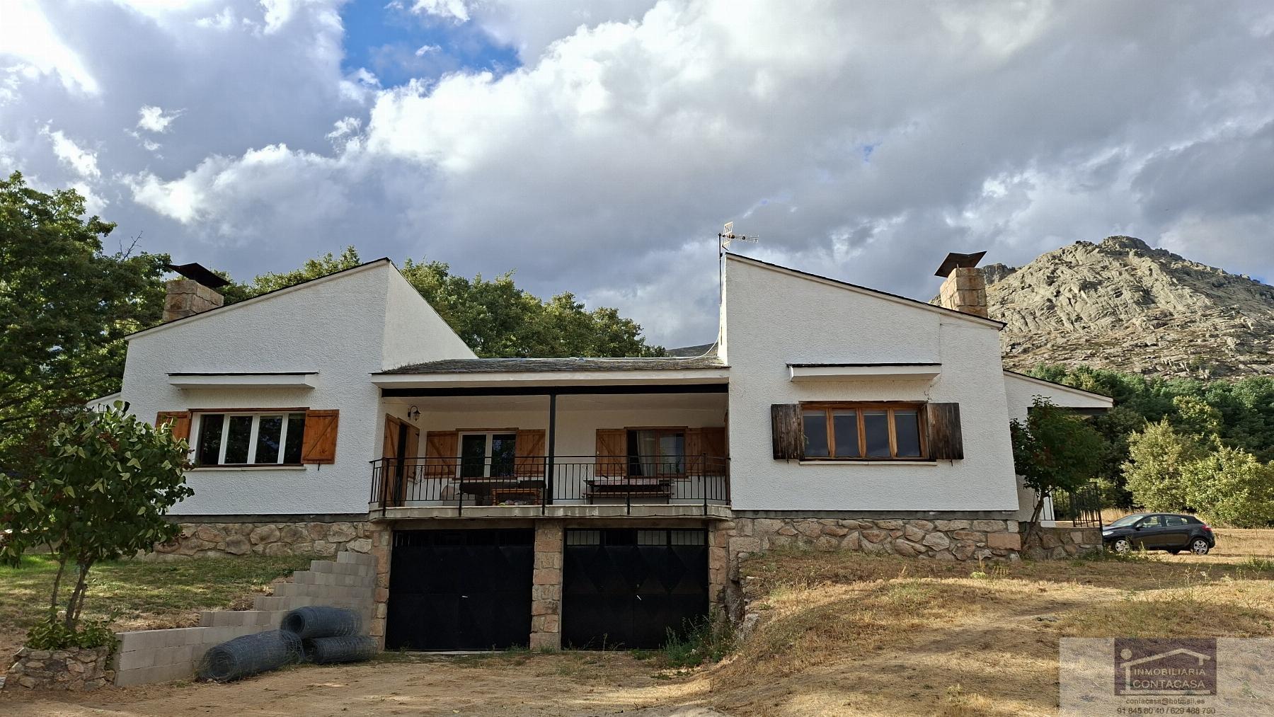 For sale of house in Bustarviejo