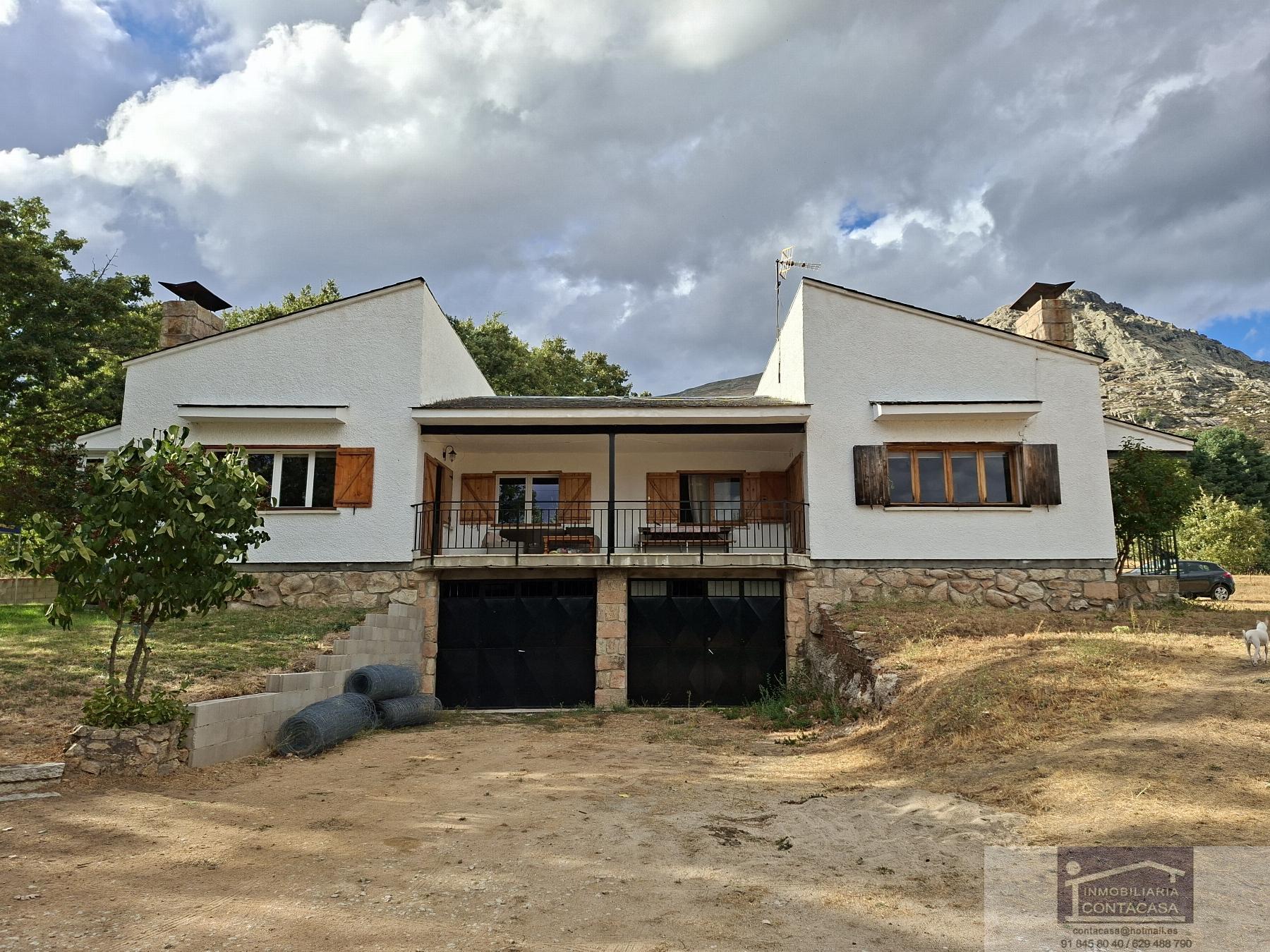 For sale of house in Bustarviejo