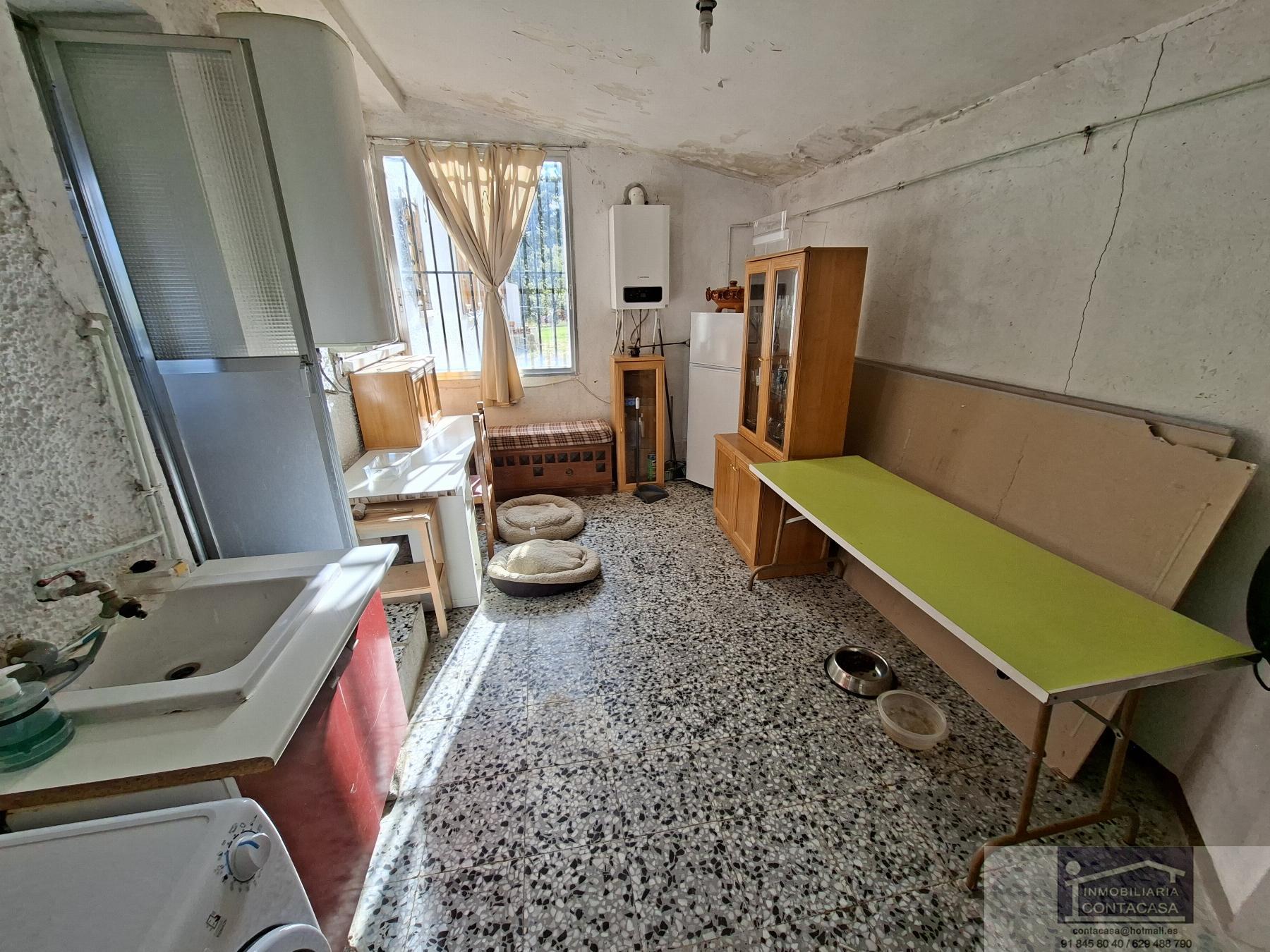 For sale of house in Bustarviejo