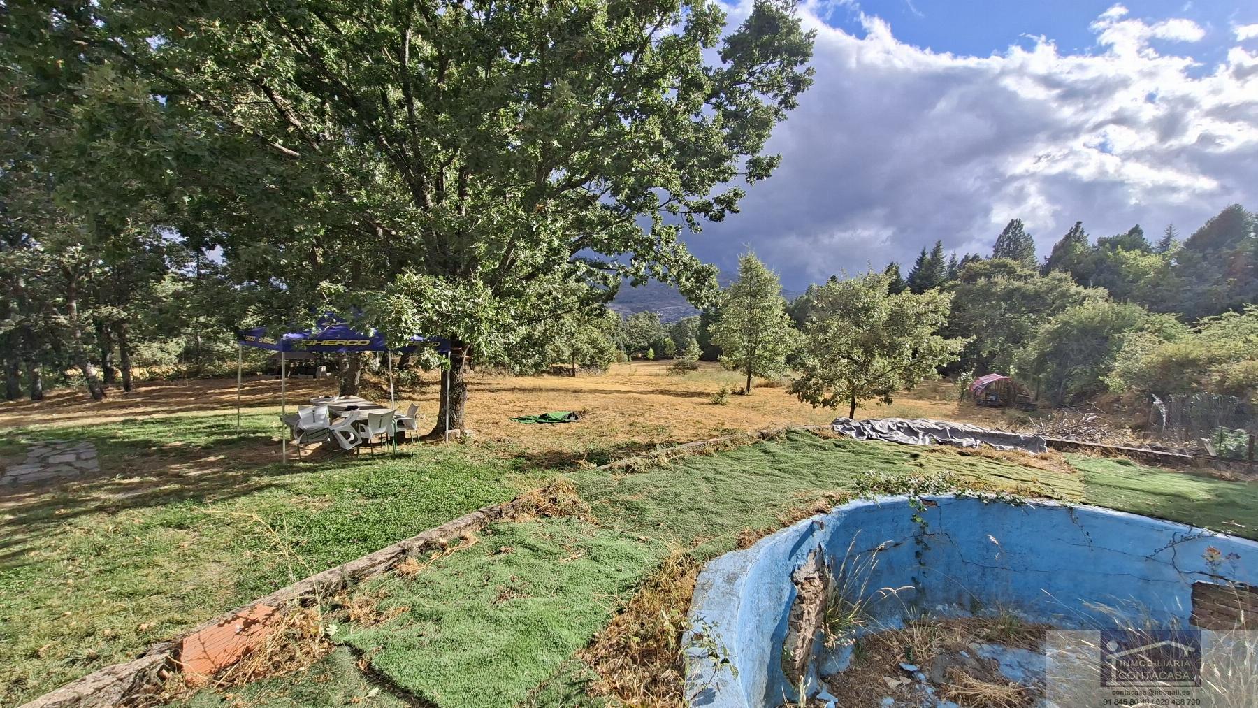For sale of house in Bustarviejo