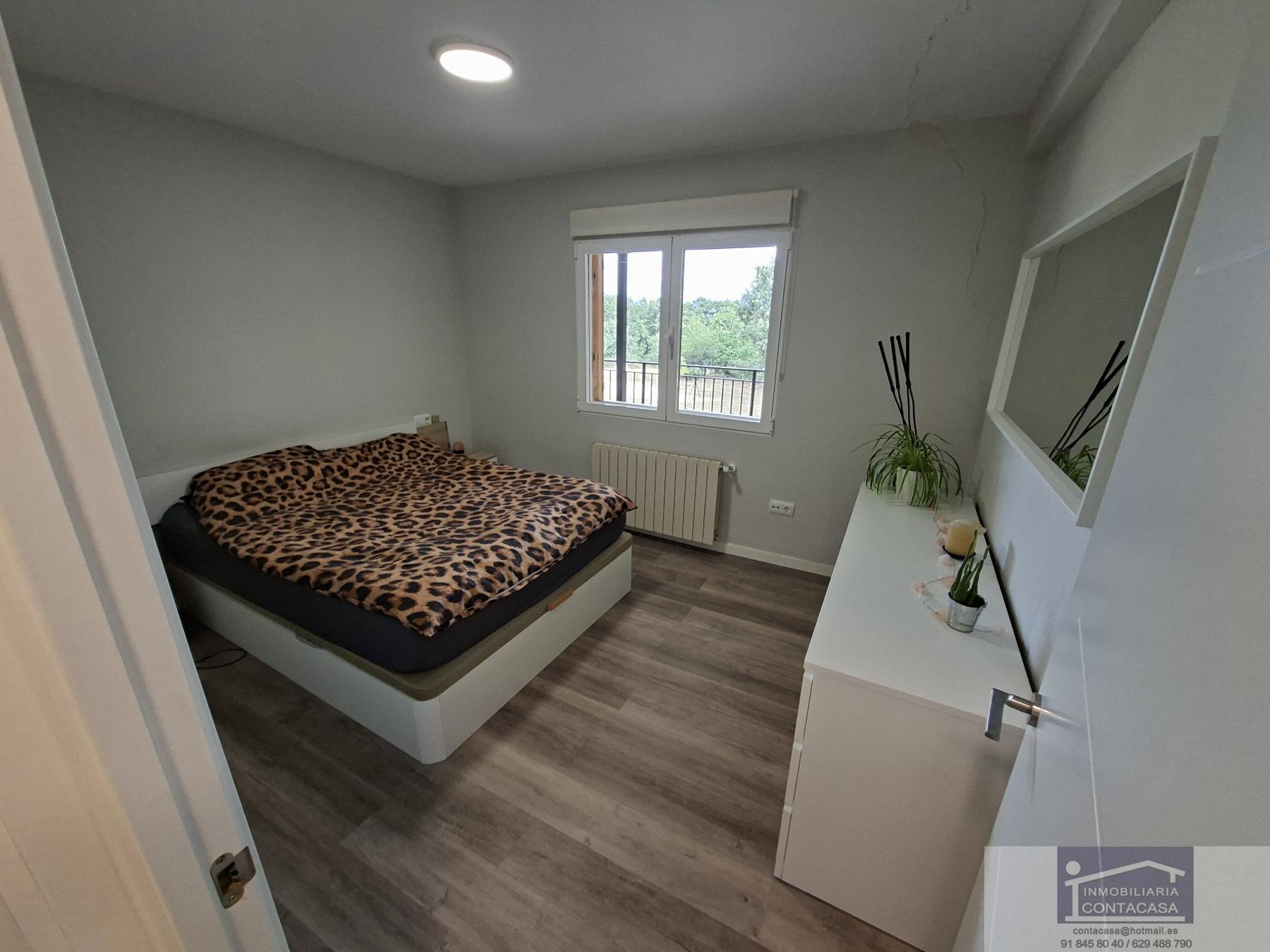 For sale of house in Bustarviejo