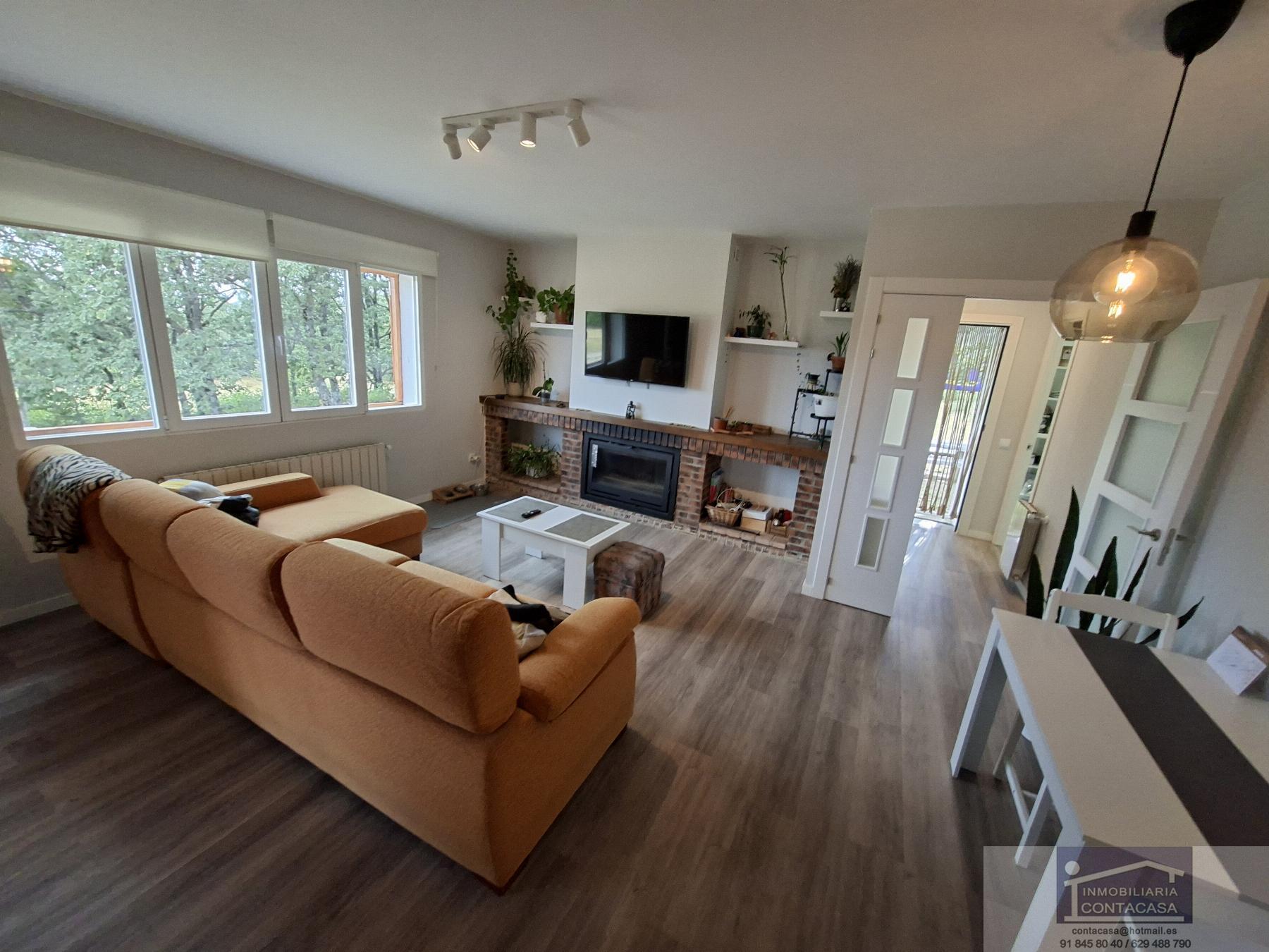 For sale of house in Bustarviejo
