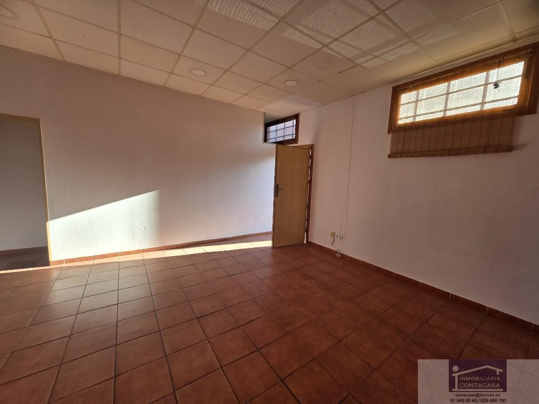 Venta de local en Guadalix de la Sierra