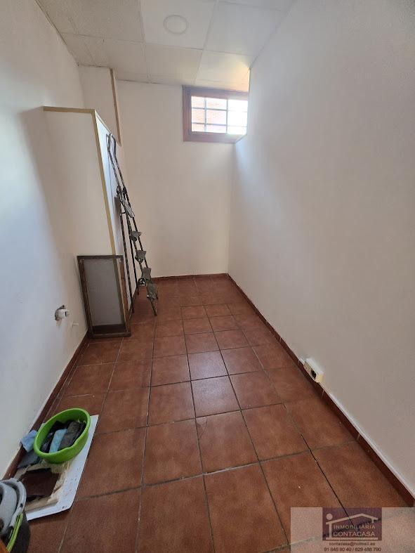 Venta de local en Guadalix de la Sierra