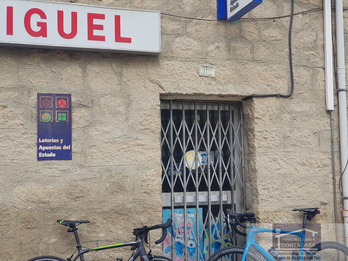 For rent of commercial in Navalafuente