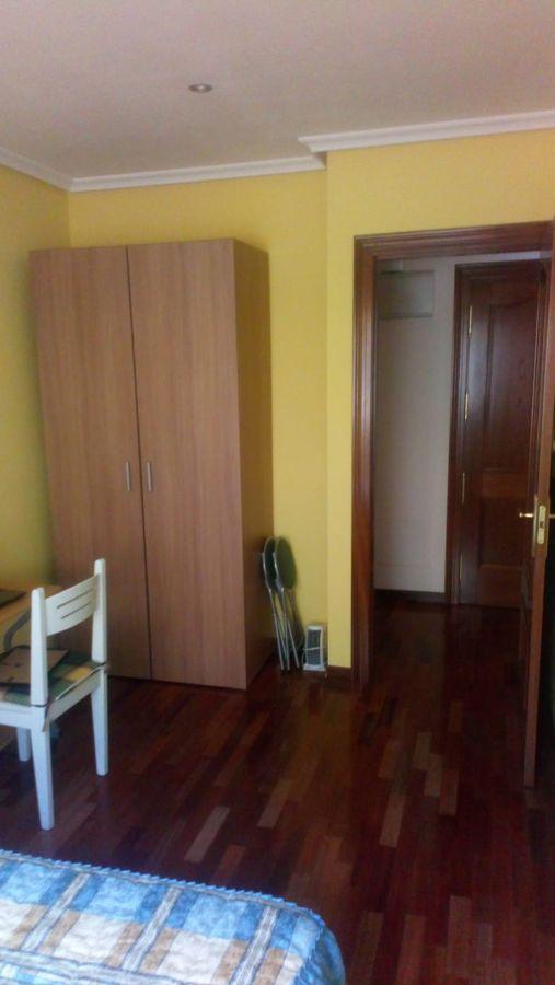 For sale of flat in Candás