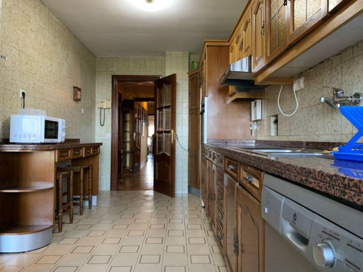 For sale of flat in Gijón