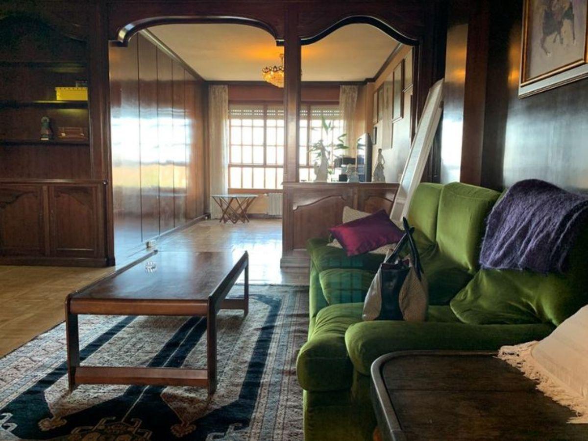 For sale of flat in Gijón